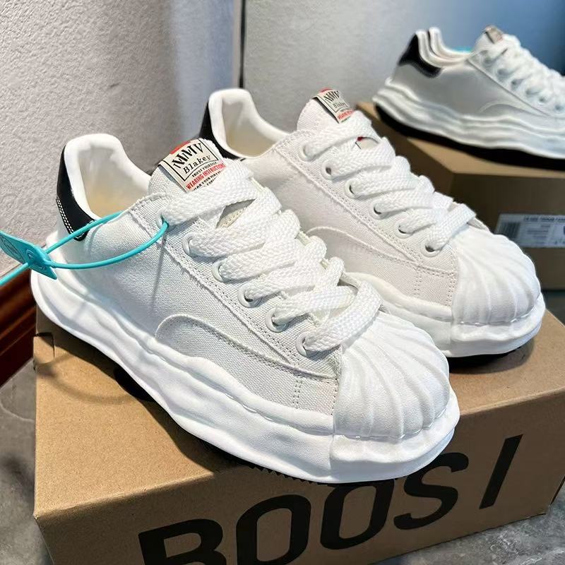 Canvas shell shoes