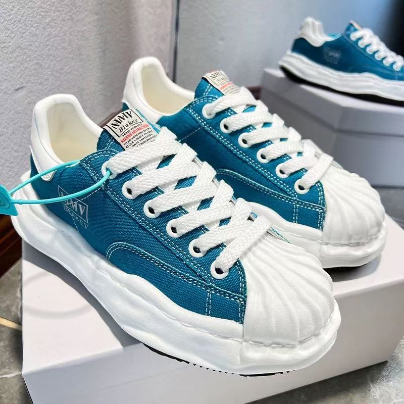 Canvas shell shoes